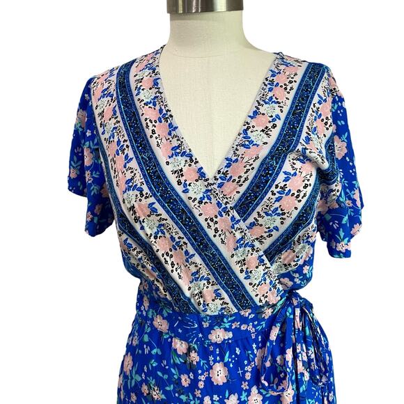 Zesica Boho Style Wrap Maxi Dess in Blue & Floral Print Size Large - Picture 5 of 11